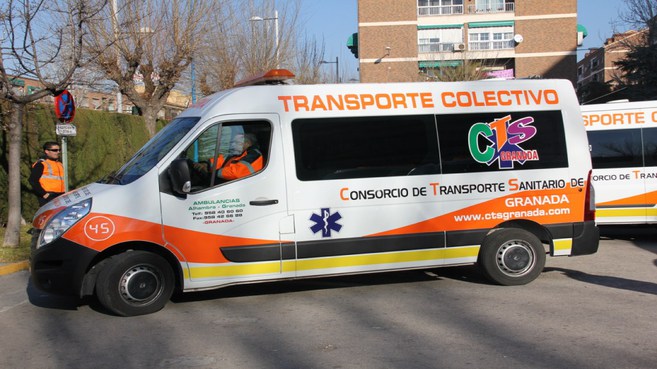 Ambulancia Consorcio de transportes sanitarios Granada